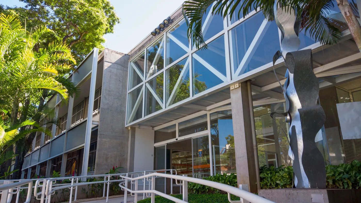 Fachada da unidade do Senac São Carlos
